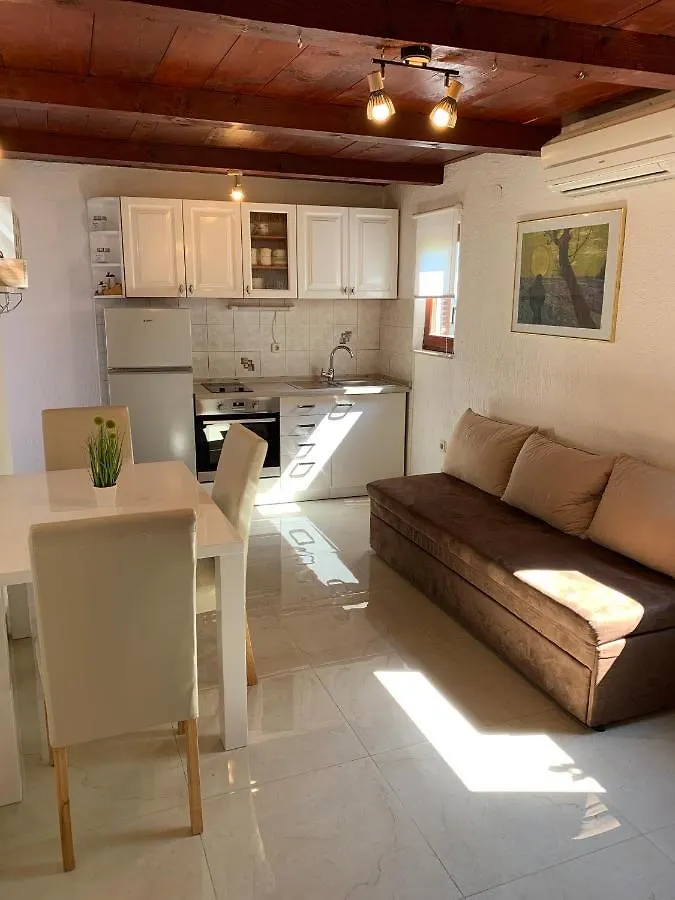 Holiday Home Dorina Pola